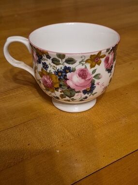 Victoria's Secret Vintage Pink Rose Floral Footed Teacup Fine China NWOT